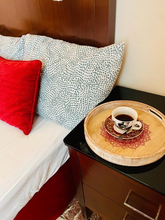 Katalin Panzio Hotel บูดาเปสต์ ภายนอก รูปภาพ